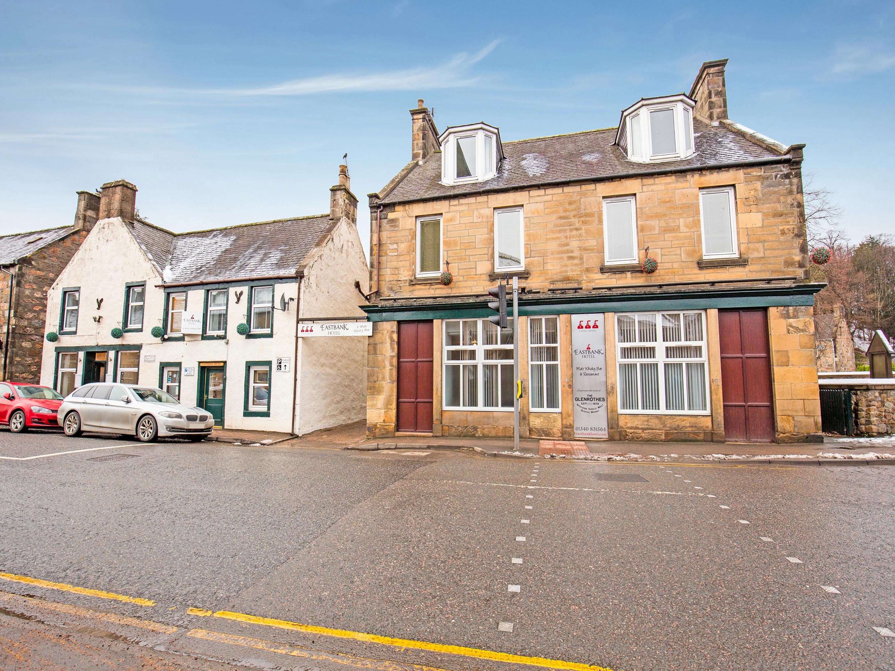 Oyo Eastbank Hotel, Speyside Scotland Rothes Esterno foto