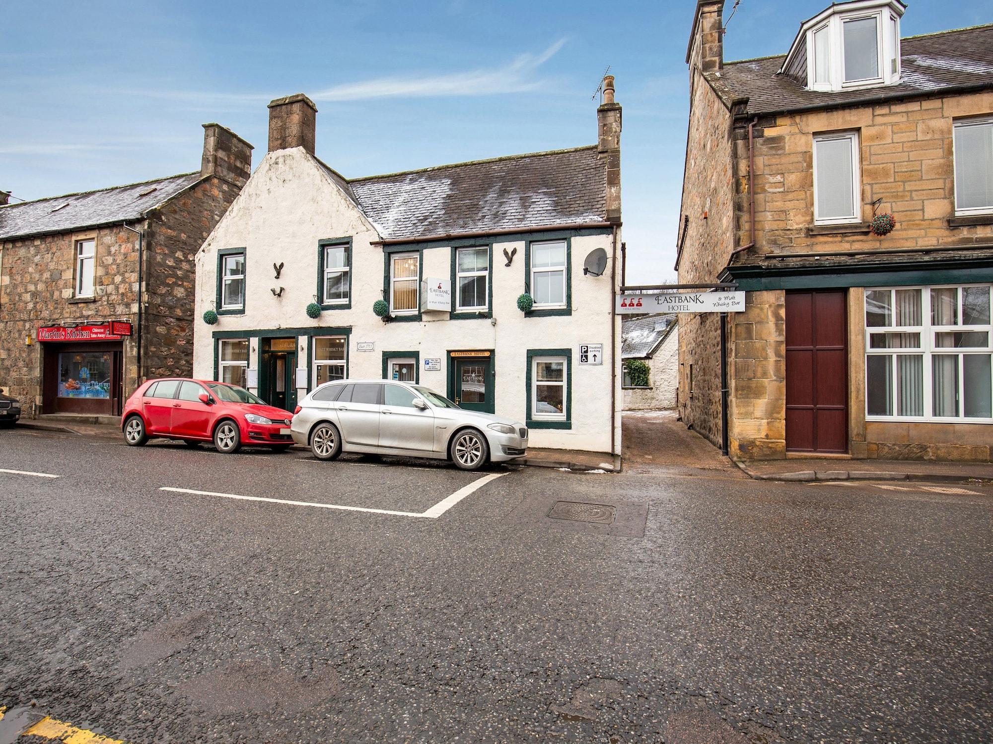 Oyo Eastbank Hotel, Speyside Scotland Rothes Esterno foto